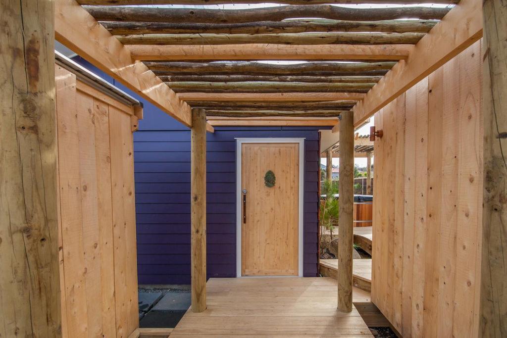 The Purple House - Ohakune Home With Spa Pool Екстериор снимка