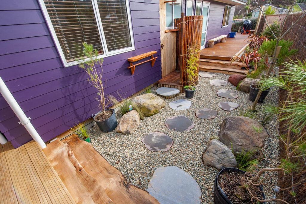The Purple House - Ohakune Home With Spa Pool Екстериор снимка